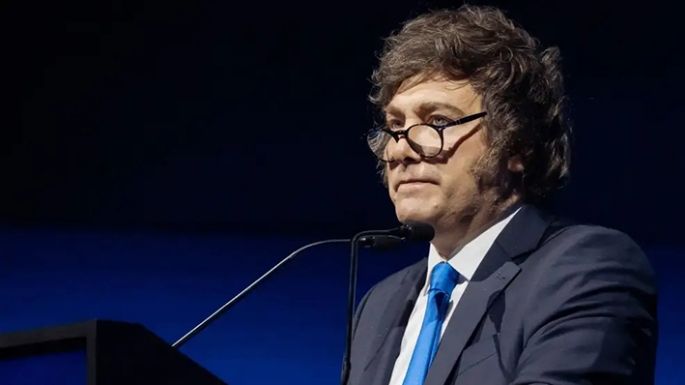 No habrá destinos prohibidos para que los ministros viajen al exterior en sus vacaciones