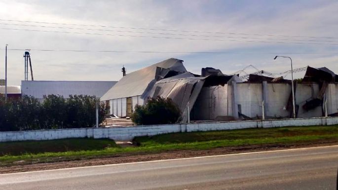 Las ráfagas de hasta 170 km/h provocaron destrozos