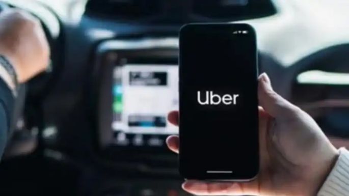 Taxistas piden que se cumpla ordenanza que regula a Uber