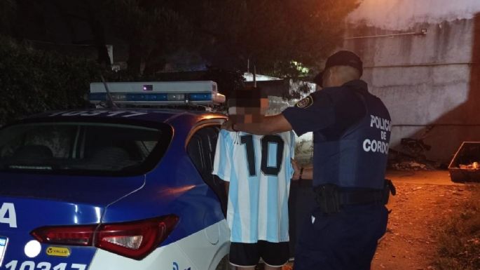 Golpeó a su pareja y la amenazó de muerte con un cuchillo