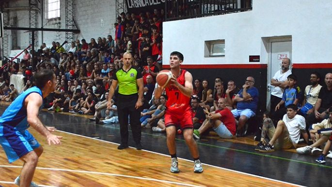 Sparta ganó y clasificó a la Liga Federal