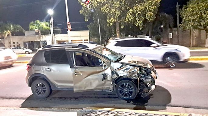 Murió un adolescente tras ser embestido por un auto