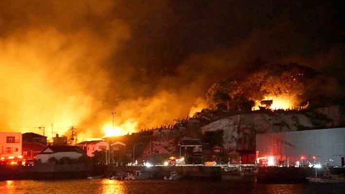 Más de 170 edificios calcinados