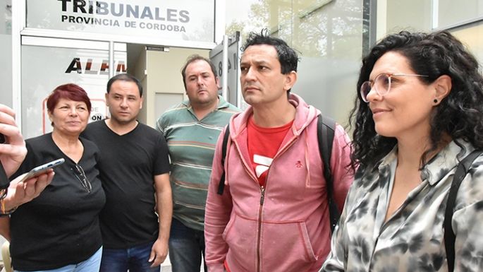 Municipales de Etruria ganan juicio junto a ATE