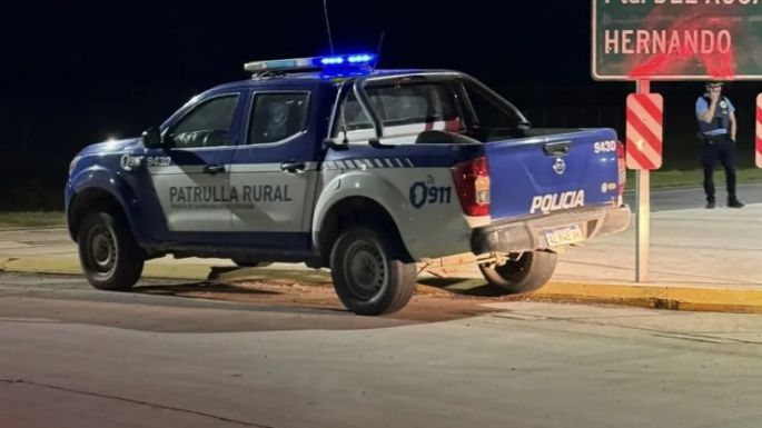 Un policía de 39 años fue hallado muerto dentro de su auto en el ingreso a Las Perdices