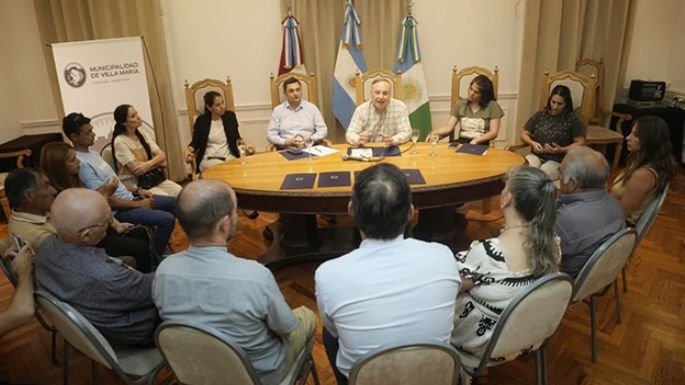 Aportes para cuatro iglesias