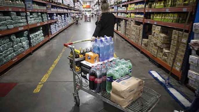 El consumo sigue en caída absoluta