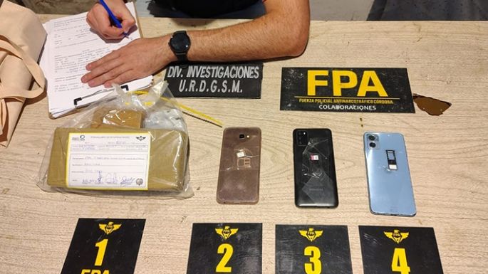 Hallaron casi un kilo de marihuana compactada