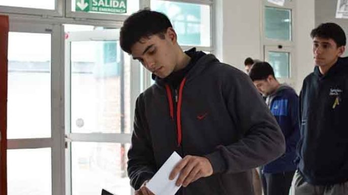 Hicieron elecciones en Básicas  de Villa María y Villa del Rosario