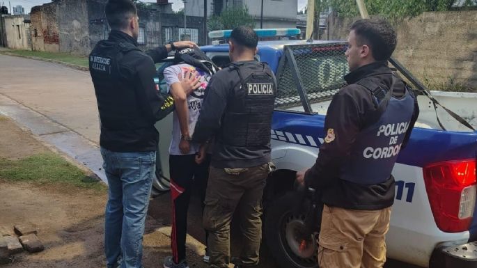 Detuvieron a un joven por el robo de la pick up en una casa de Las Acacias