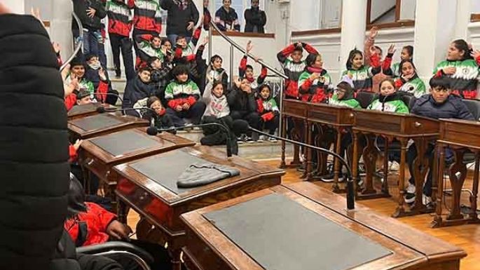Más de mil alumnos, “un día en el Concejo”