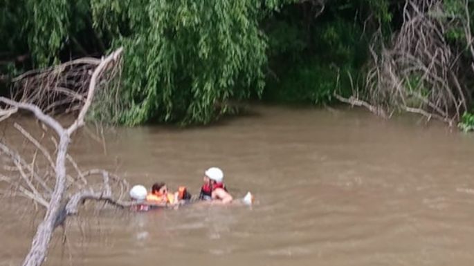 Exitoso rescate de una mujer en el río