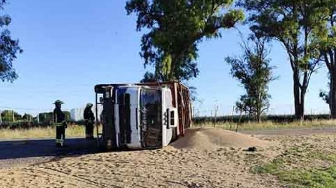 Murió un automovilista al  chocar contra un camión