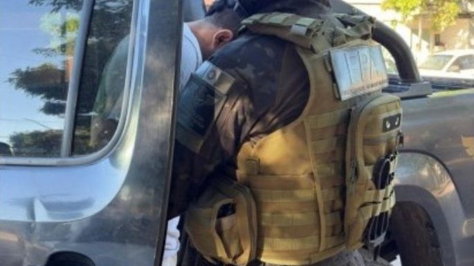Atraparon a dos hombres que vendían marihuana