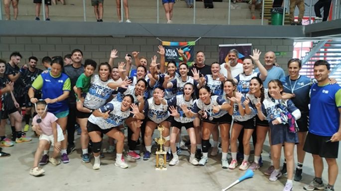 Deheza y VM Deporte, con la Copa de Oro