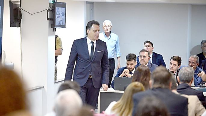 Exministro Alfonso Mosquera y otros 10 exfuncionarios, a juicio