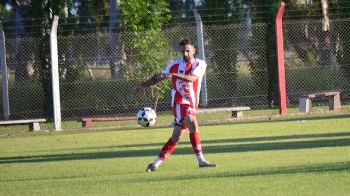 El defensor Nahuel Caler sufrió una seria lesión