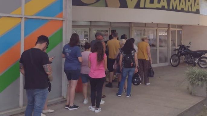 Con colas, abrió la venta de entradas para el Festival de Peñas