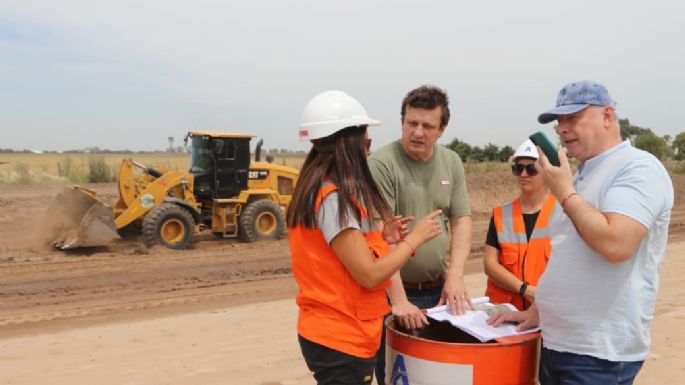 Avanza la obra de duplicación de calzada en el ingreso por Ruta Nacional 158