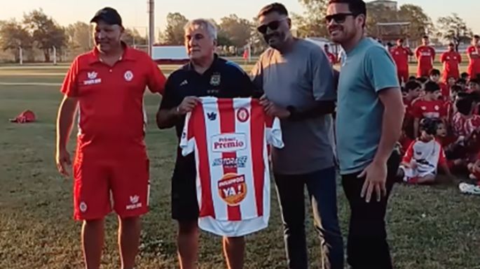 Llegaron las delegaciones y se abre el juego en la Plaza