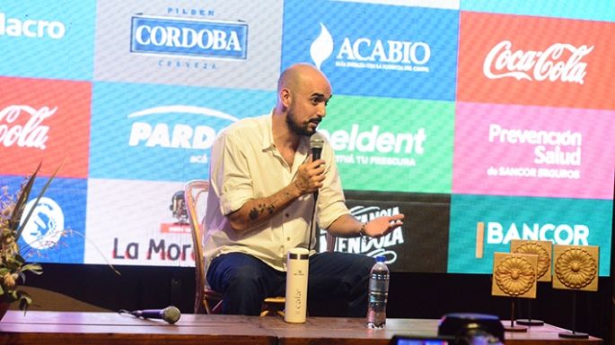 “Más cómodo en el  folclore y en el pop”