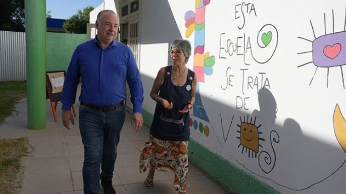 Mejoran edificios escolares