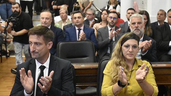 Un respaldo y un cambio oficialista