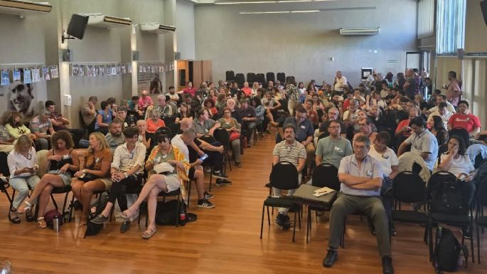 UEPC: la asamblea de delegados rechazó la propuesta salarial de la Provincia