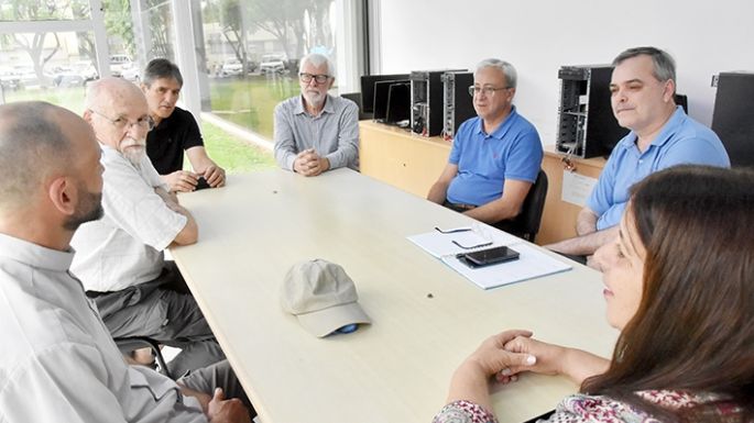 Iglesias se dan la mano para ayudar