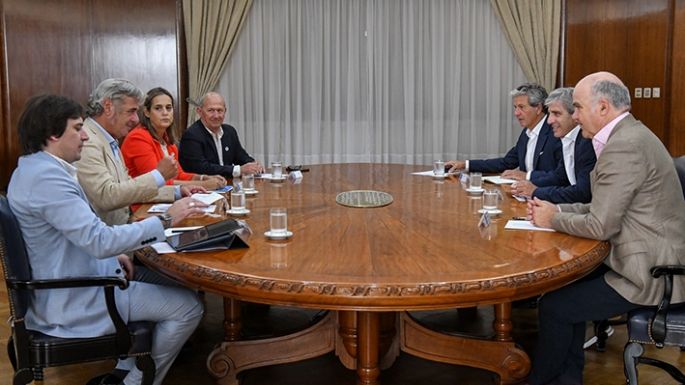 Caputo y la mesa