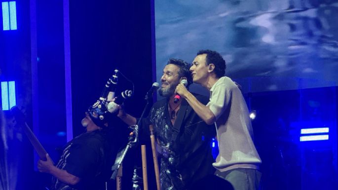 Los Tekis cantaron con el villamariense Santi Fiuri