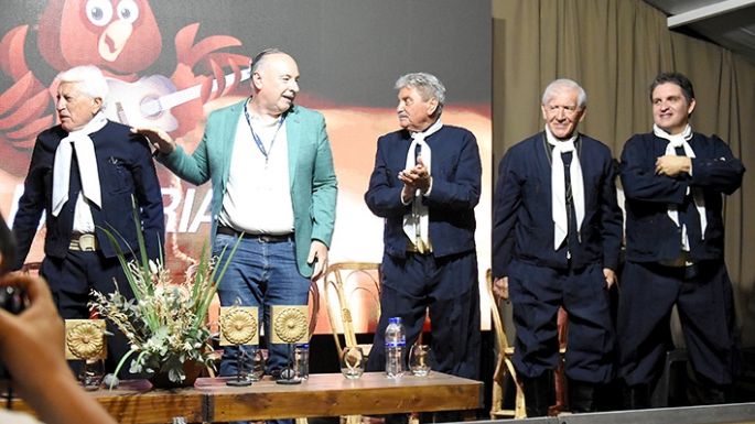El Festival volvió a ser de Peñas