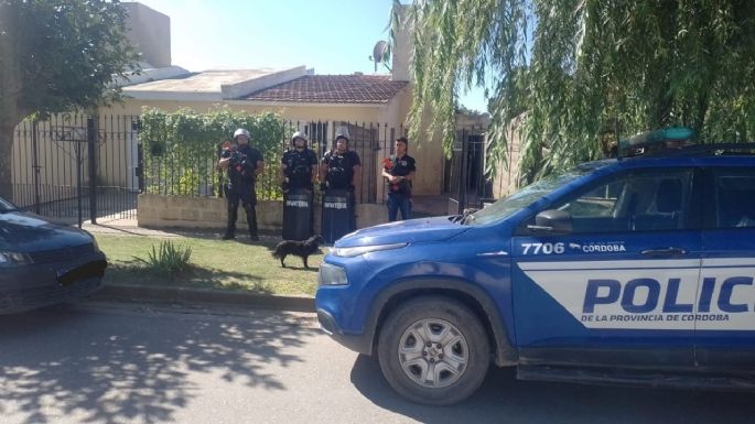 Detuvieron al hombre acusado de acoso tras la protesta de vecinos