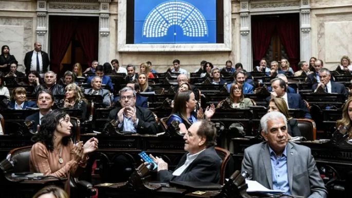 Diputados aprobó investigar la criptoestafa $LIBRA y la emergencia en Bahía Blanca