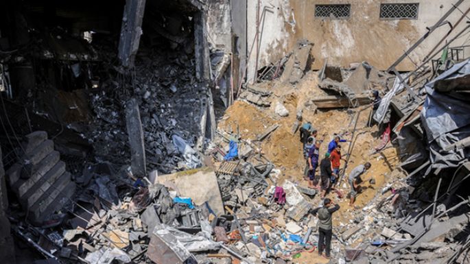 Bombardeos dejan más de 400 muertos en Gaza