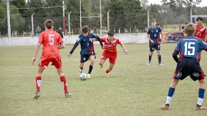 Federal Juvenil: fixtures confirmados para Alumni, Alem, Española y La Uni