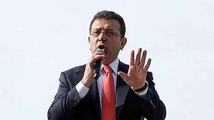 Masivo apoyo al alcalde depuesto