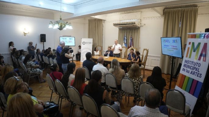 Presentaron más de 70 talleres gratuitos que se dictarán en los barrios