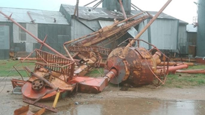 La tormenta causó destrozos en localidades de la provincia