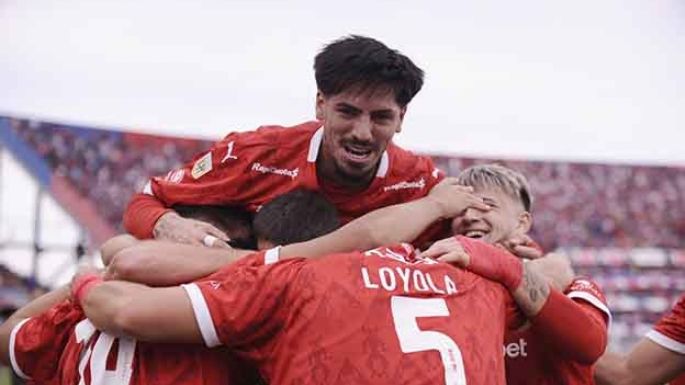 El Rojo hace punta