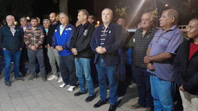 Inauguraron un mural alegórico y la muestra Vivir Malvinas 