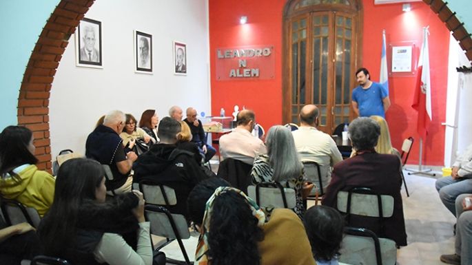 Adicciones: la charla de un experto