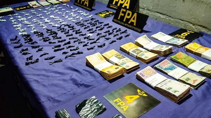Madre, hijo y nuera entre rejas por venta de drogas