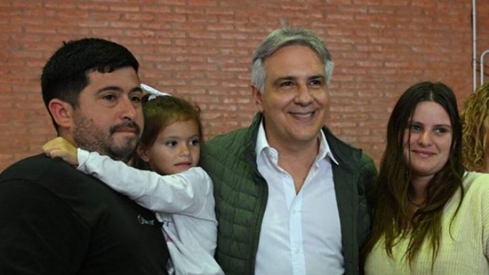 El gobernador Llaryora entregó 19 “Viviendas Semilla” en el sur
