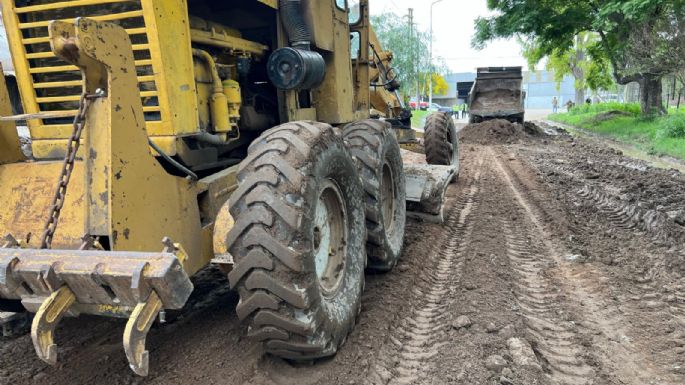 Reparan calles en cuatro barrios de Villa Nueva