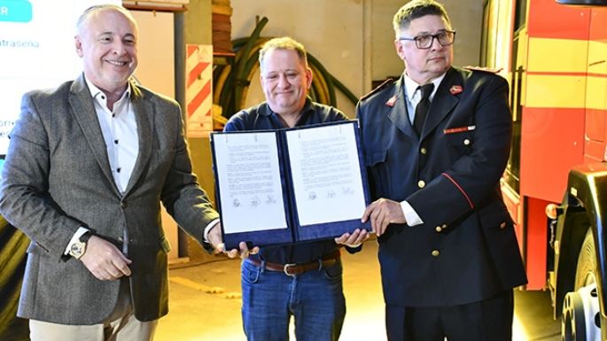 Bomberos se incorporan al 107VM