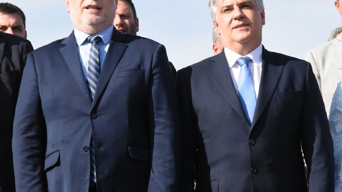 Llega Llaryora y encabeza el acto central
