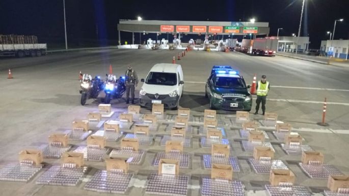Traían a Villa María más de 87 mil atados de cigarrillos en infracción