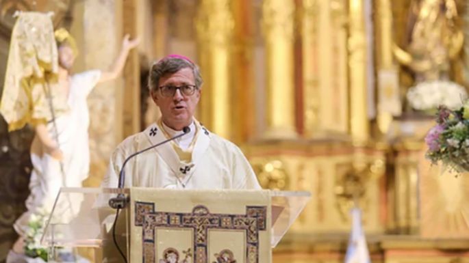 García Cuerva se queda con el “pueblo y los curas”