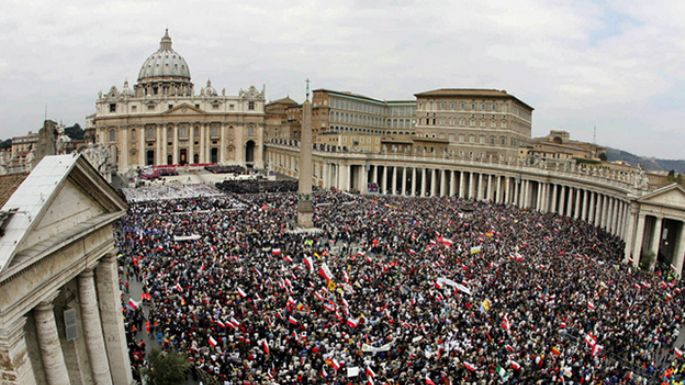 Más de 250 mil fieles de todo el mundo despidieron al Papa